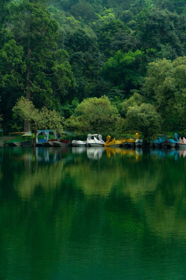 Weekends Forever Naukuchiatal, Bhimtal Hostel ภายนอก รูปภาพ