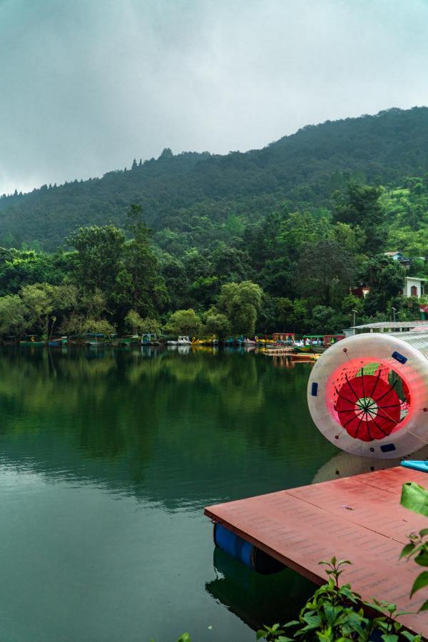 Weekends Forever Naukuchiatal, Bhimtal Hostel ภายนอก รูปภาพ